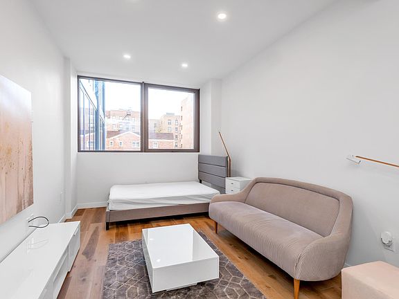 3rd image of 83-67 116th St #305