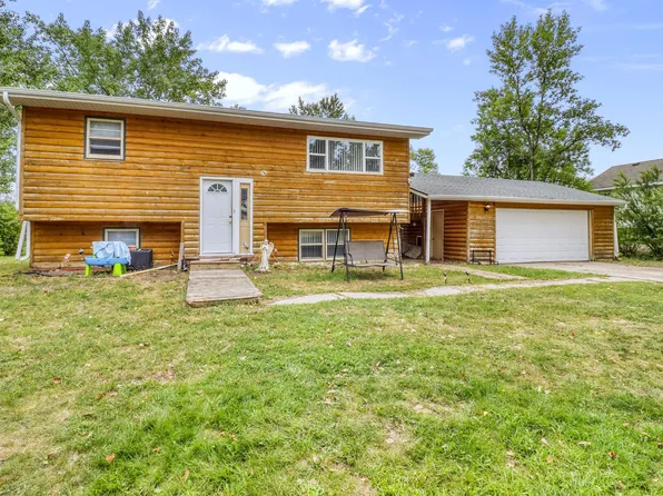 105 6th St, Christine, ND 58015