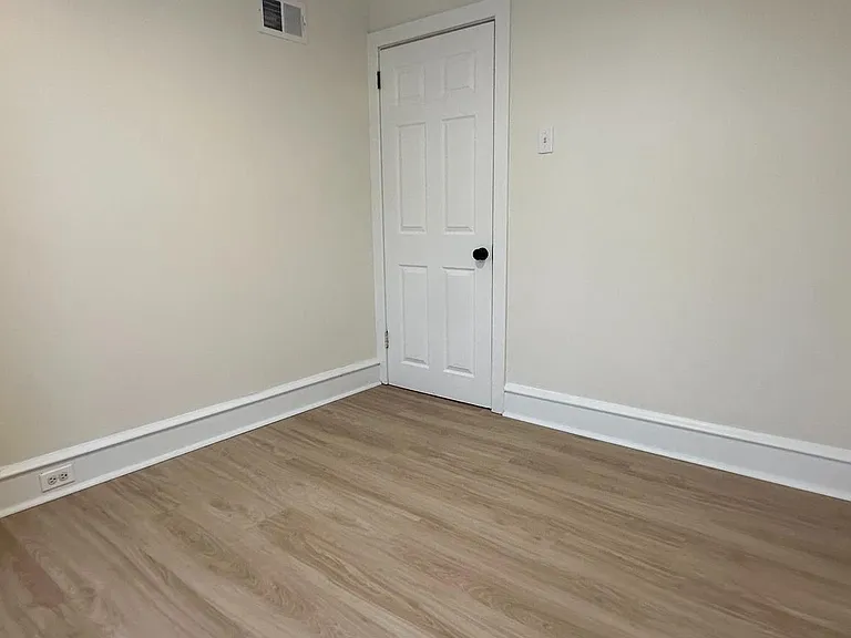 3750 L St — Photo 19
