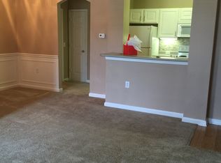 5715 Castle Hill Dr APT 816, Indianapolis, IN 46250