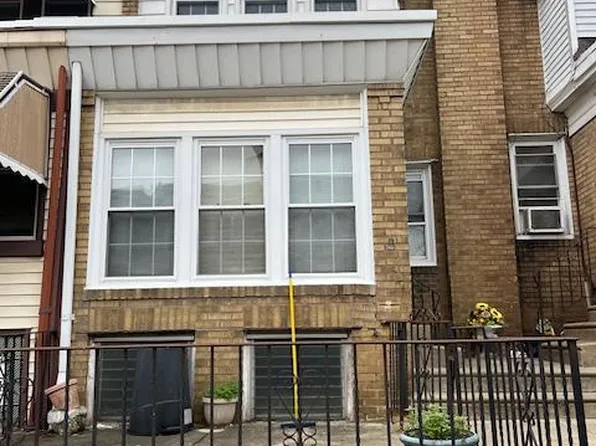 3134 Stirling St, Philadelphia, PA 19149