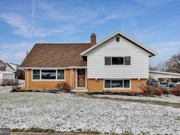 2405 Bell Dr, West Lawn, PA 19609