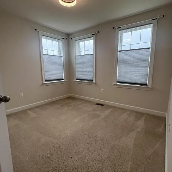 2101 Saint Josephs Dr — Photo 29