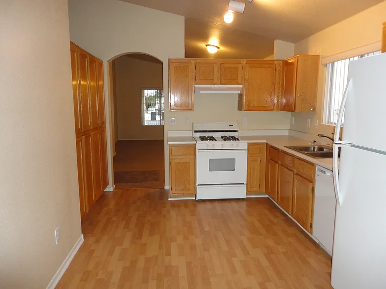 7009 Old Village Ave — Photo 2