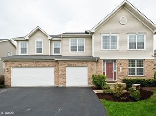 1905 Blue Heron Cir, Bartlett, IL 60103