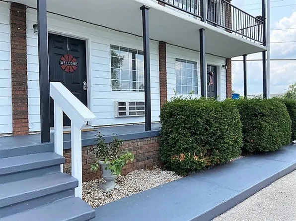 10000 Historic Highway 165 Unit 4, Hollister, MO 65672