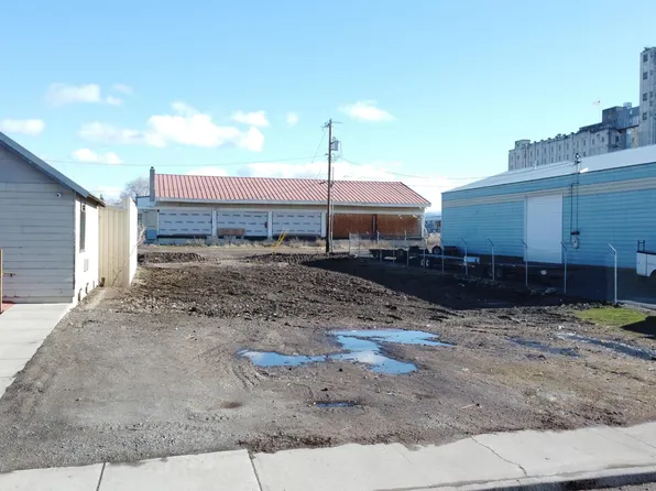 734 N Crestline St, Spokane, WA 99202