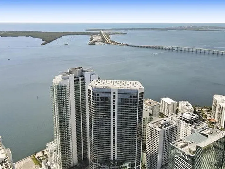 1300 Brickell Bay Dr #2105 — Photo 39