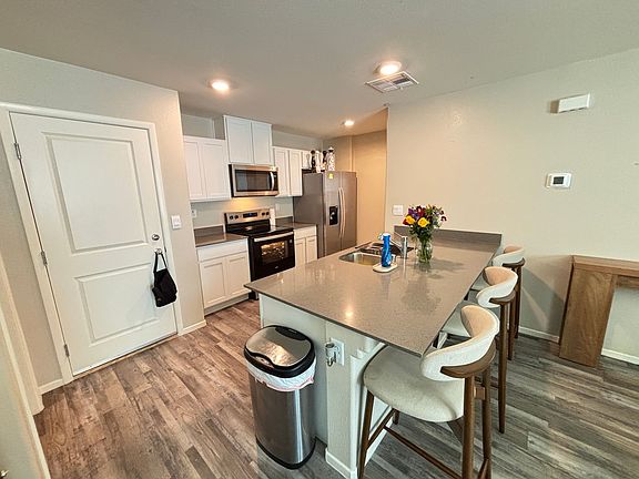 5th image of 6173 Hibiscus Garden St