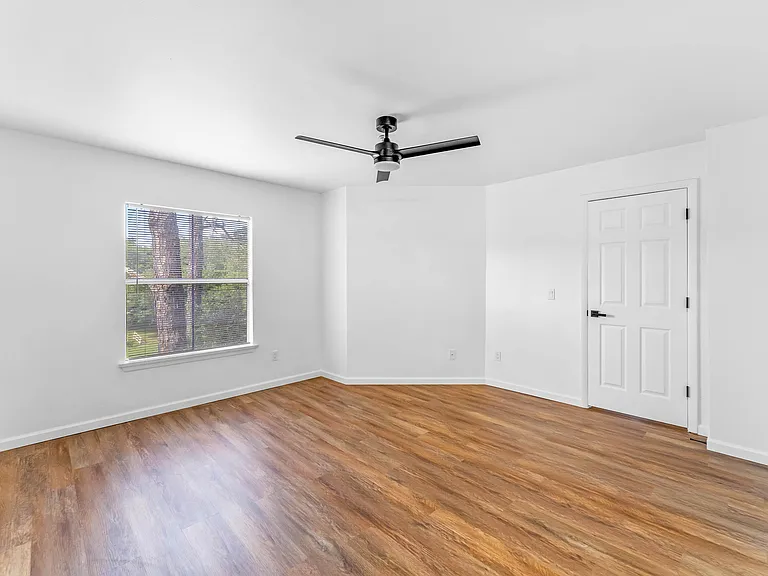 482 N Pin Oak Pl #302 — Photo 18