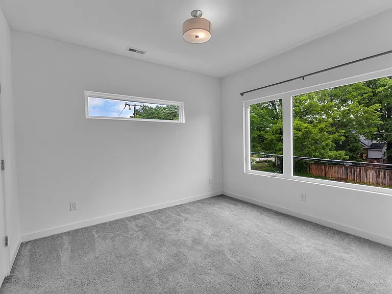 304 S Tarboro St — Photo 39