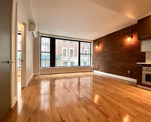 Rented by Zjama Realty Corp | media 3