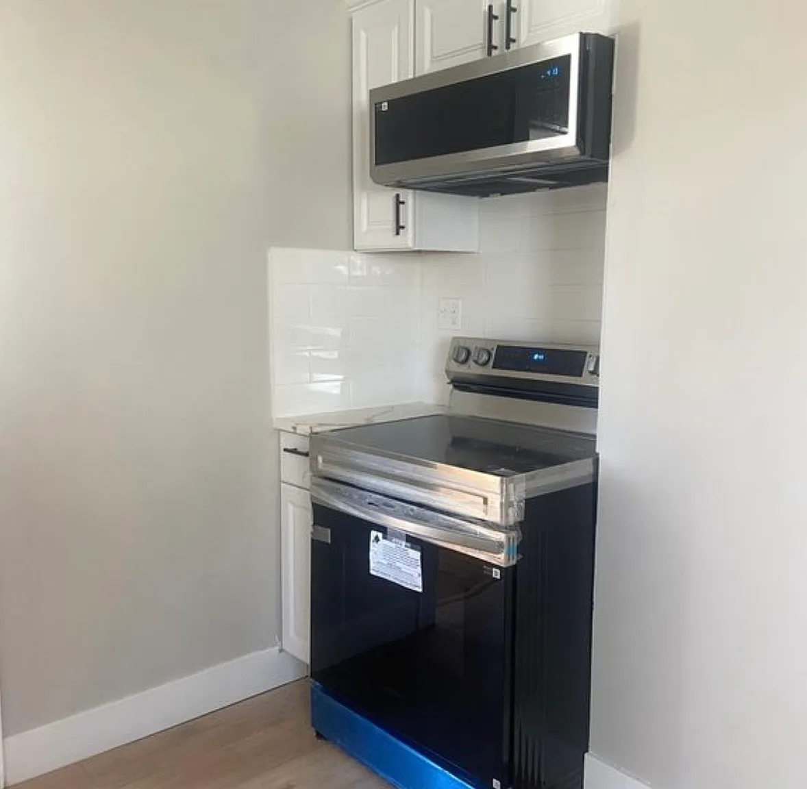 2 bed, 1.0 bath, 850 sqft, $1,800 — Photo 4