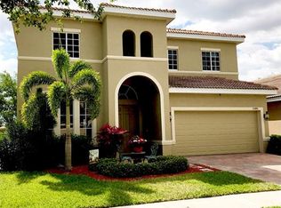 15490 Laguna Hills Dr, Fort Myers, FL 33908
