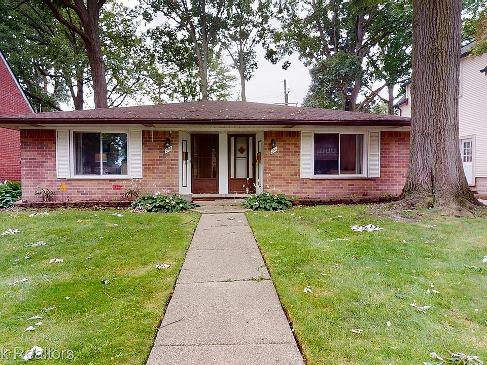 1st image of 254 & 256 Lincoln Ave