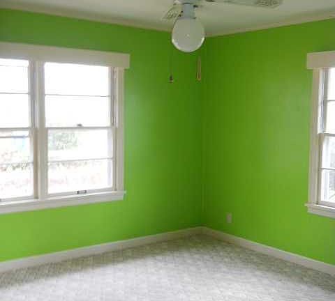 4th image of 906 Woodlawn St