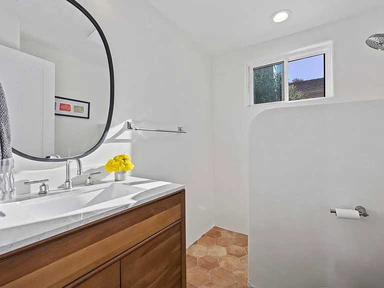 251 N Encinal Ave — Photo 5
