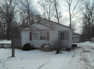 33410 Louis Dr, Eastlake, OH 44095