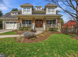 5707 35th St N, Arlington, VA