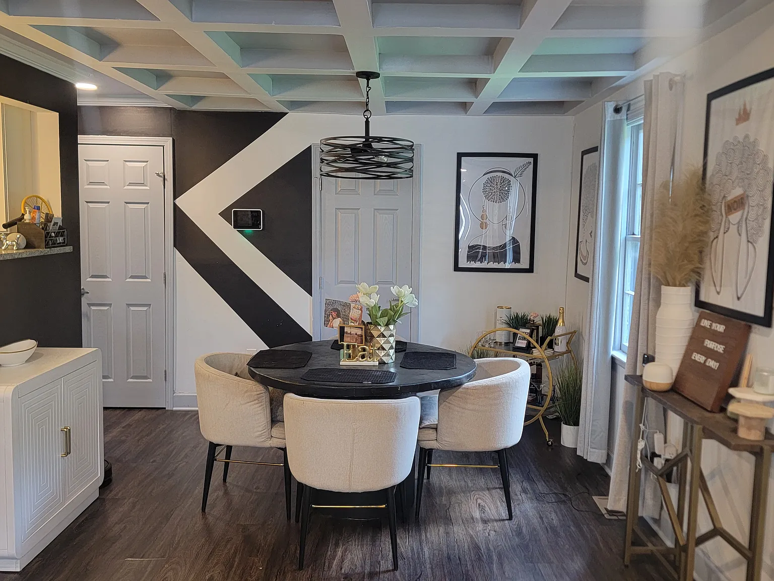 3 bed, 1600 sqft, $2,200 — Photo 4