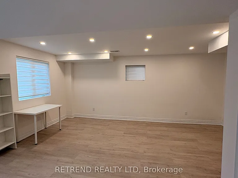 31 Cherry Bush Rd #BASEMENT — Photo 2