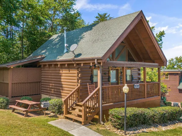 238 Moose Ridge Way, Pigeon Forge, TN 37863