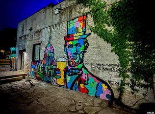 815 W Washington St, Springfield, IL 62702