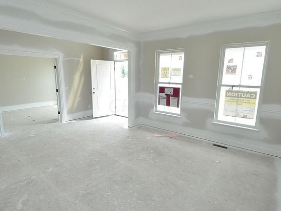5th image of 6500 Dicesare Loop Lot 55