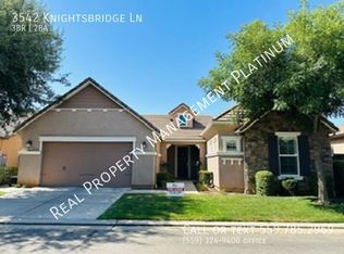 3542 Knightsbridge Ln, Clovis, CA 93619