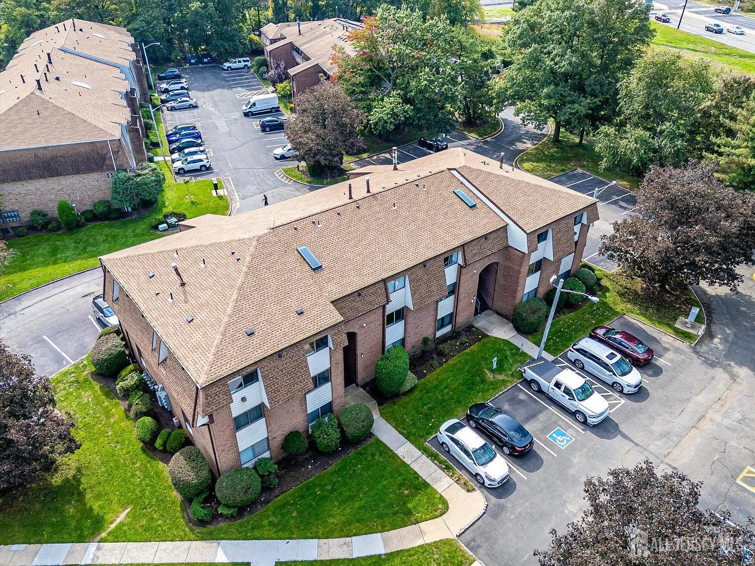 2 bed, 2.0 bath, 1248 sqft, $2,350 — Photo 4