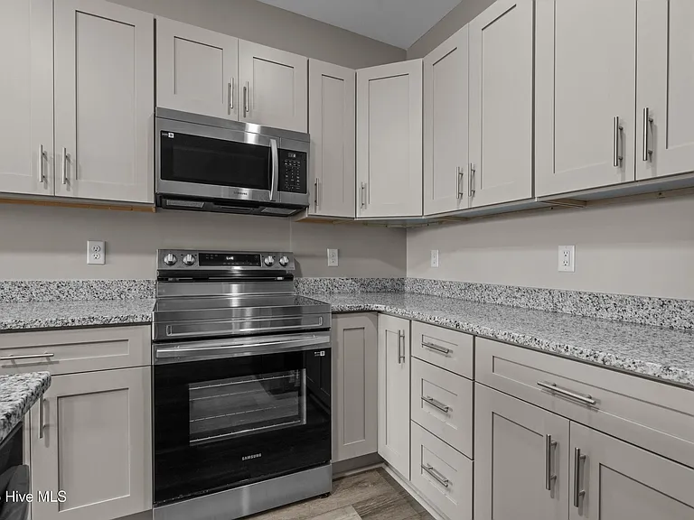 2272 Dolphin Shores Dr SW #402 — Photo 17