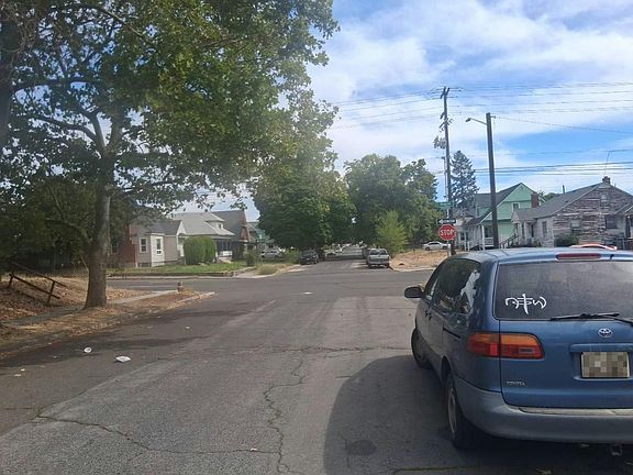 5th image of 1609 W Augusta Ave