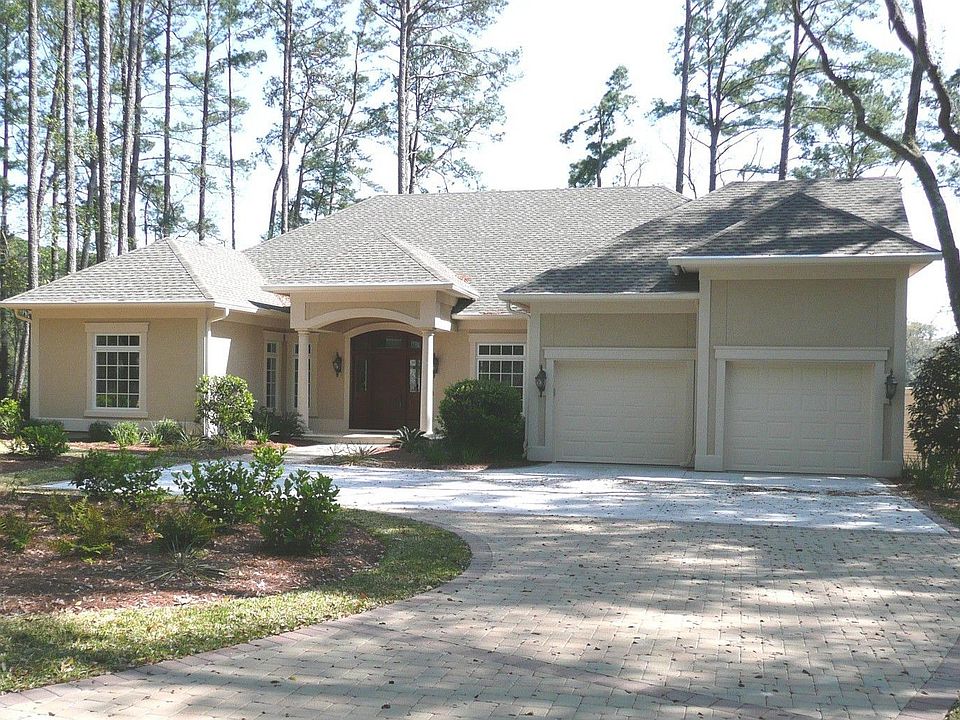 1st image of 10 Mead Ln