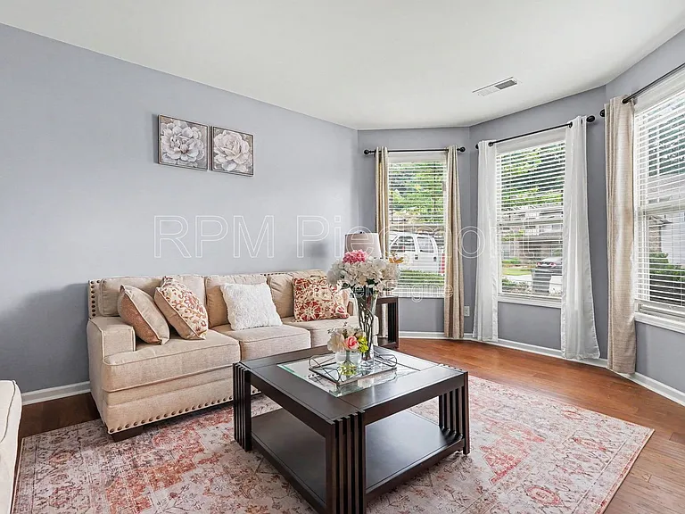 2909 Estate View Ct — Photo 10
