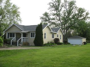 2870 Hickory Lawn Rd, Rochester Hills, MI 48307