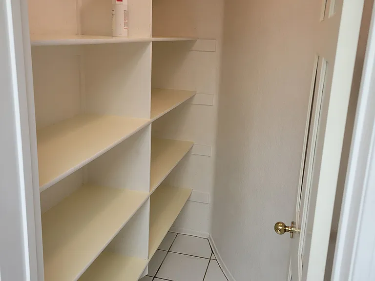 38840 Edgemont Dr — Photo 10