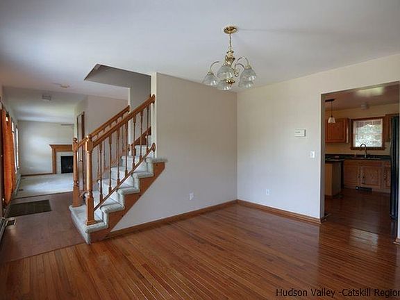 5th image of 102 Josephs Dr