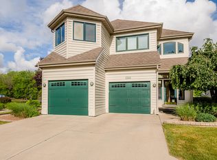 2309 Riverside Pointe Dr, Saint Joseph, MI 49085