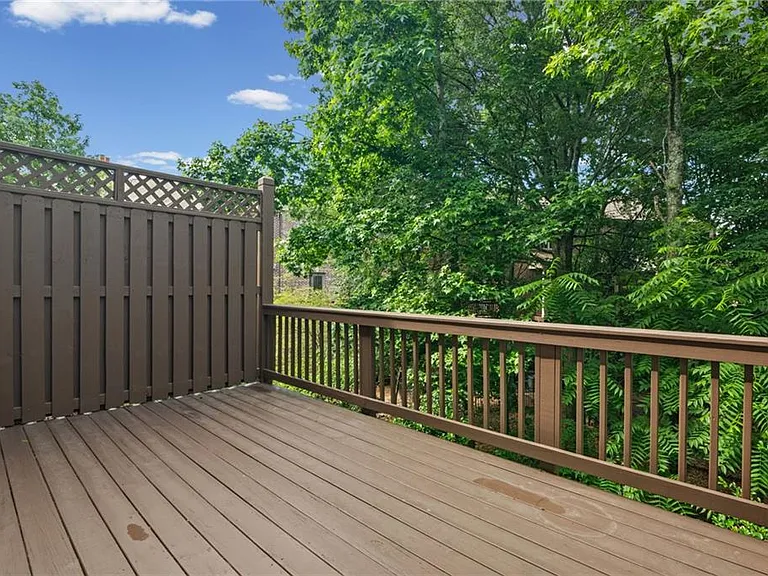 335 Rose Garden Ln — Photo 14