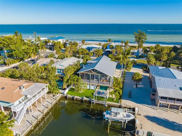 805 S Bay Blvd, Anna Maria, FL 34216