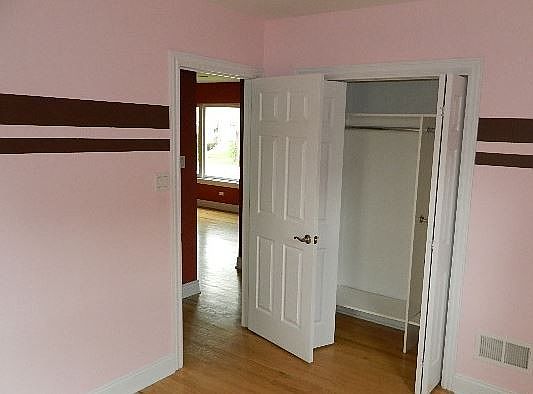 5th image of 3128 Dora St