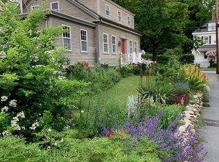 42 Nevens St, Portland, ME 04103