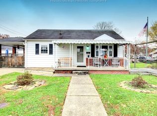 704 Kasick Dr, Saint Albans, WV 25177
