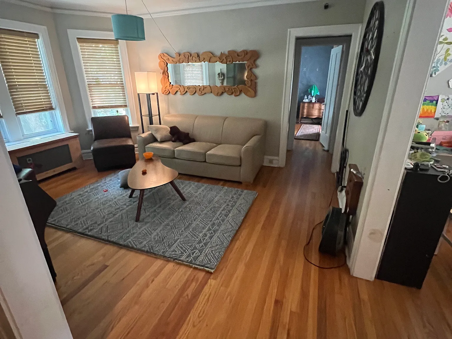 2 bed, 1000 sqft, $1,800 — Photo 1