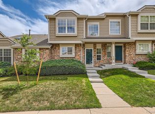 1276 S Zeno Cir UNIT B, Aurora, CO 80017