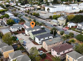 2758 Sacramento St, Berkeley, CA 94702