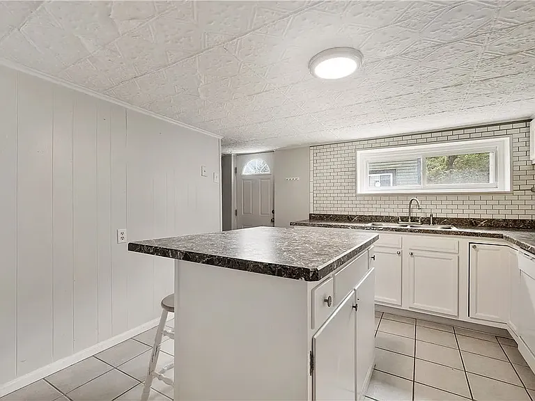 22 Eleanor St — Photo 3