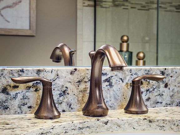 Model Representation Moen R fixtures