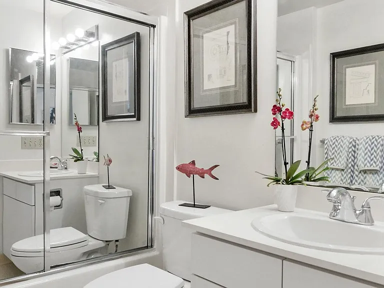 601 Van Ness Ave #242 — Photo 9