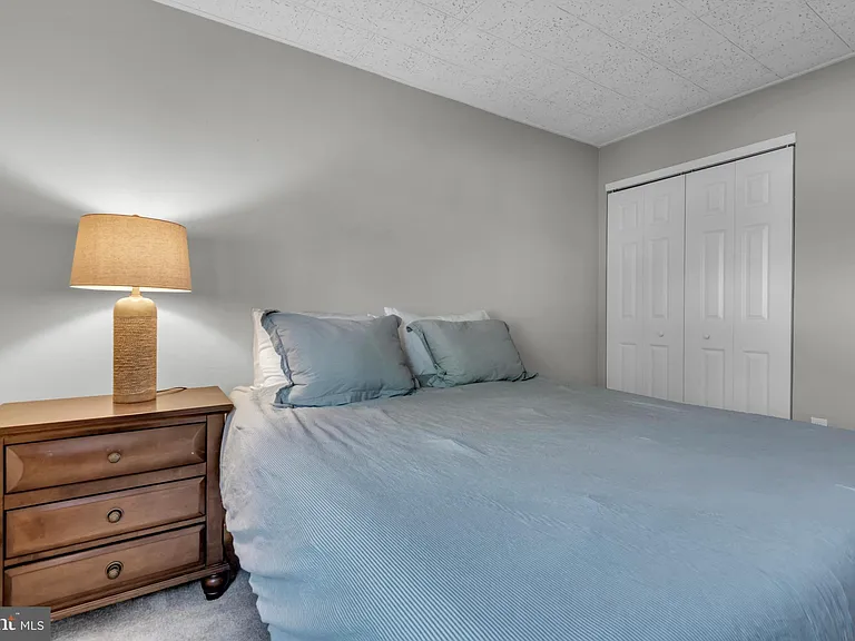 1052 Cedar Ridge Ct — Photo 23